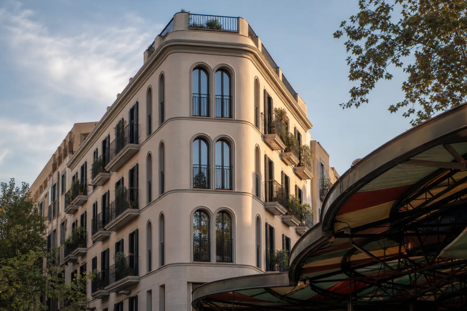 Elegantes Wohngebäude in Santa Catalina, Palma de Mallorca